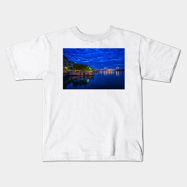 Old Savannah Wharf Kids T-Shirt by Gestalt Imagery